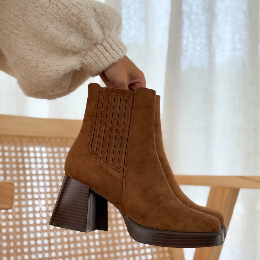 Sophie | Elegante Camel-Boots im zeitlosen Design