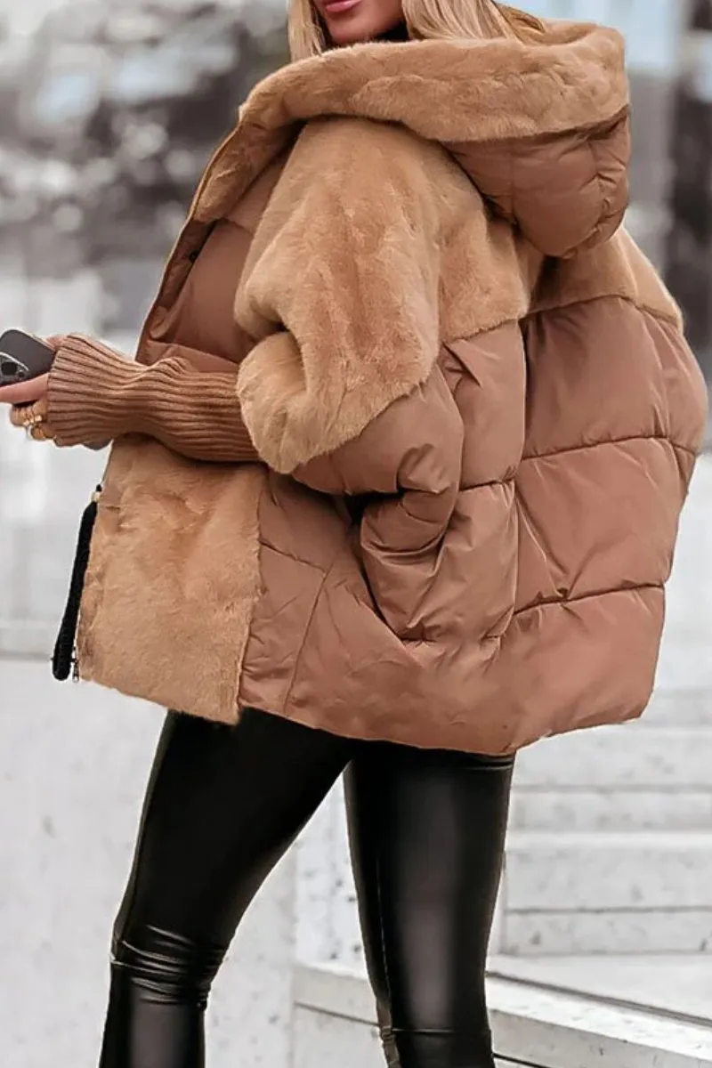 Clara | Gefütterte Damenjacke mit Kapuze für kalte Tage