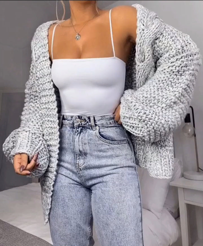 Helena | Stilvolle Damen Strickjacke im lockeren Look