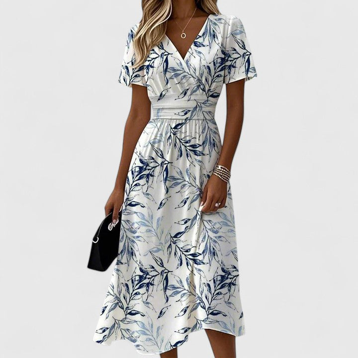 Emilia | Exquisites Damenkleid Outfit