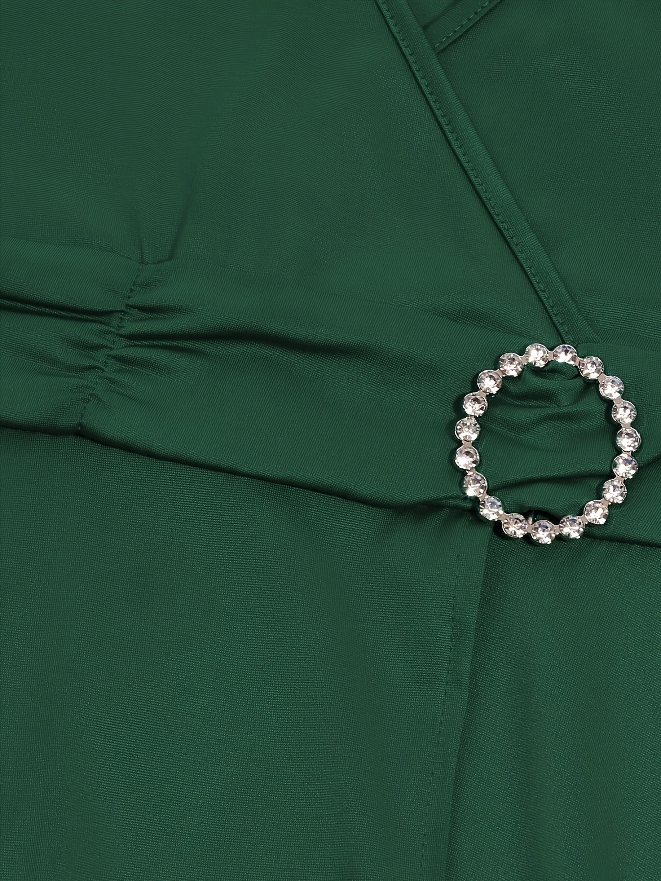 Nora | V-Ausschnitt Midikleid Asymmetrischer Saum