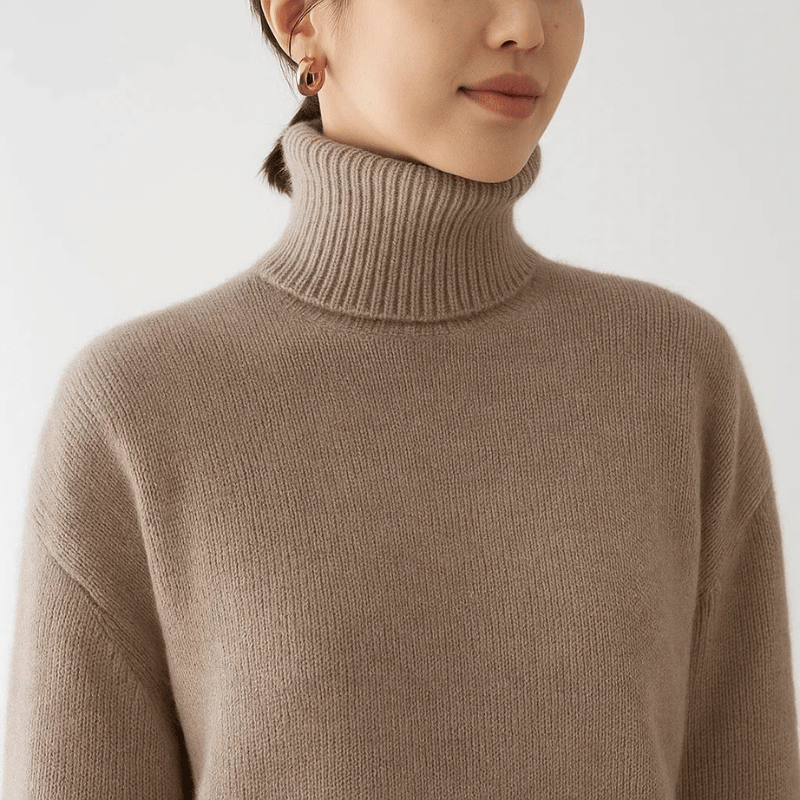 Claudia | Rollkragenpullover aus feinem Strickmaterial