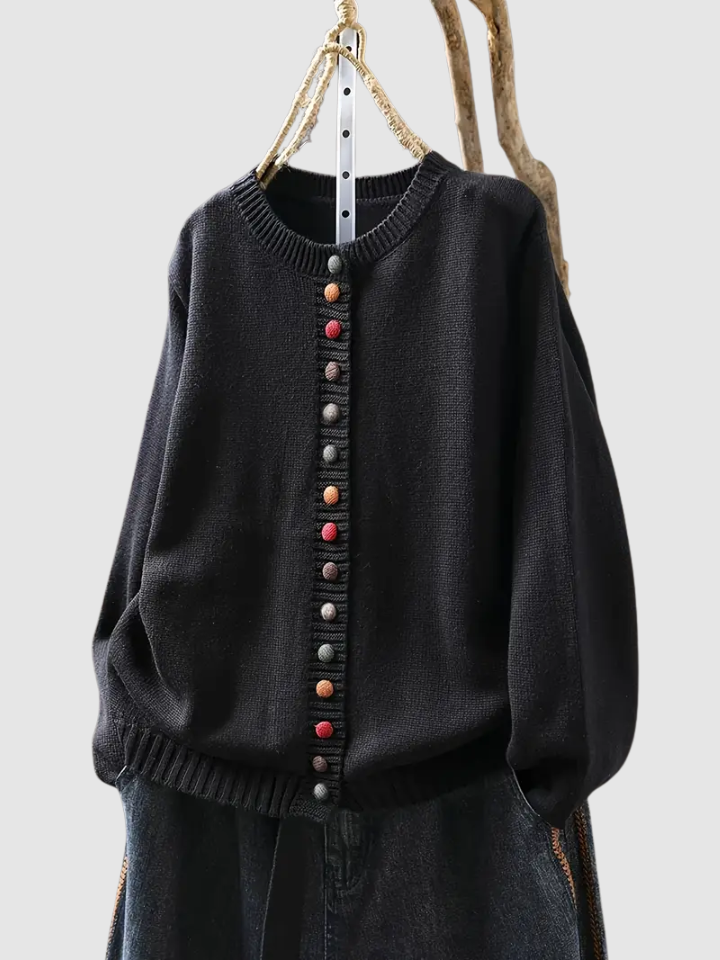 Clara | Feine Strickjacke mit farbigen Knopfdetails