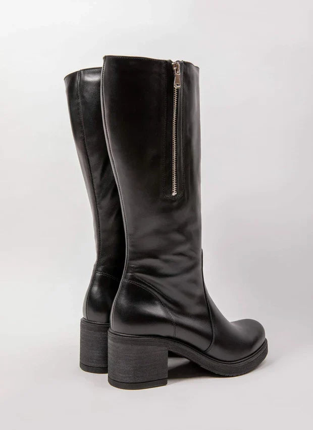 Lina | Elegante Lederstiefel mit mittlerem Absatz