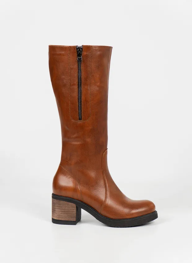 Lina | Elegante Lederstiefel mit mittlerem Absatz