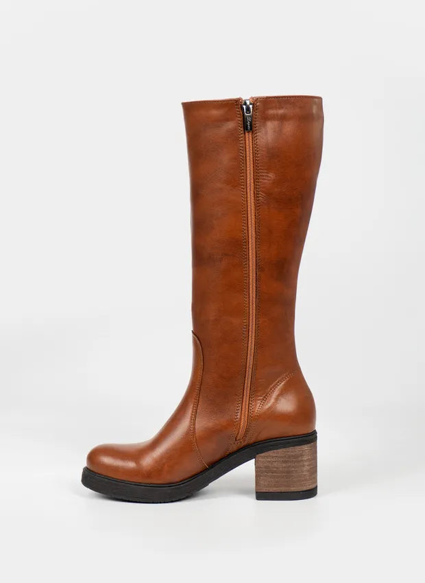 Lina | Elegante Lederstiefel mit mittlerem Absatz