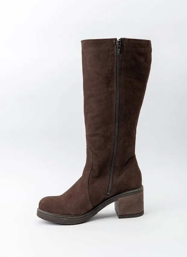 Lina | Elegante Lederstiefel mit mittlerem Absatz