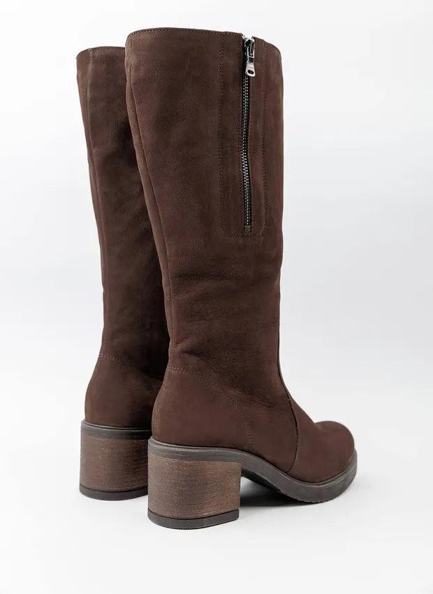 Lina | Elegante Lederstiefel mit mittlerem Absatz