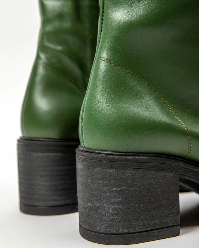 Lina | Elegante Lederstiefel mit mittlerem Absatz