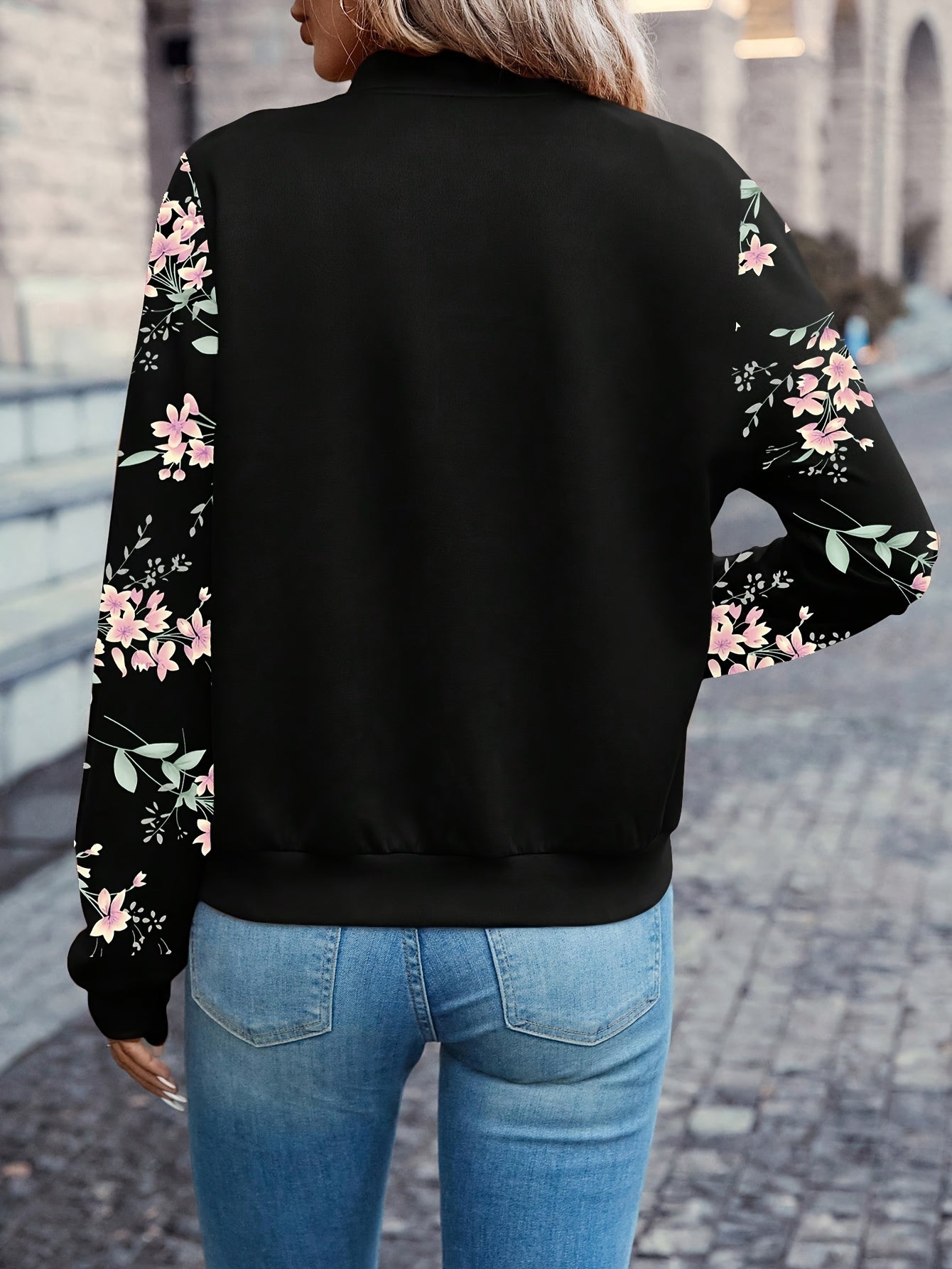 Selina | Geblümte Bomberjacke im trendigen Design