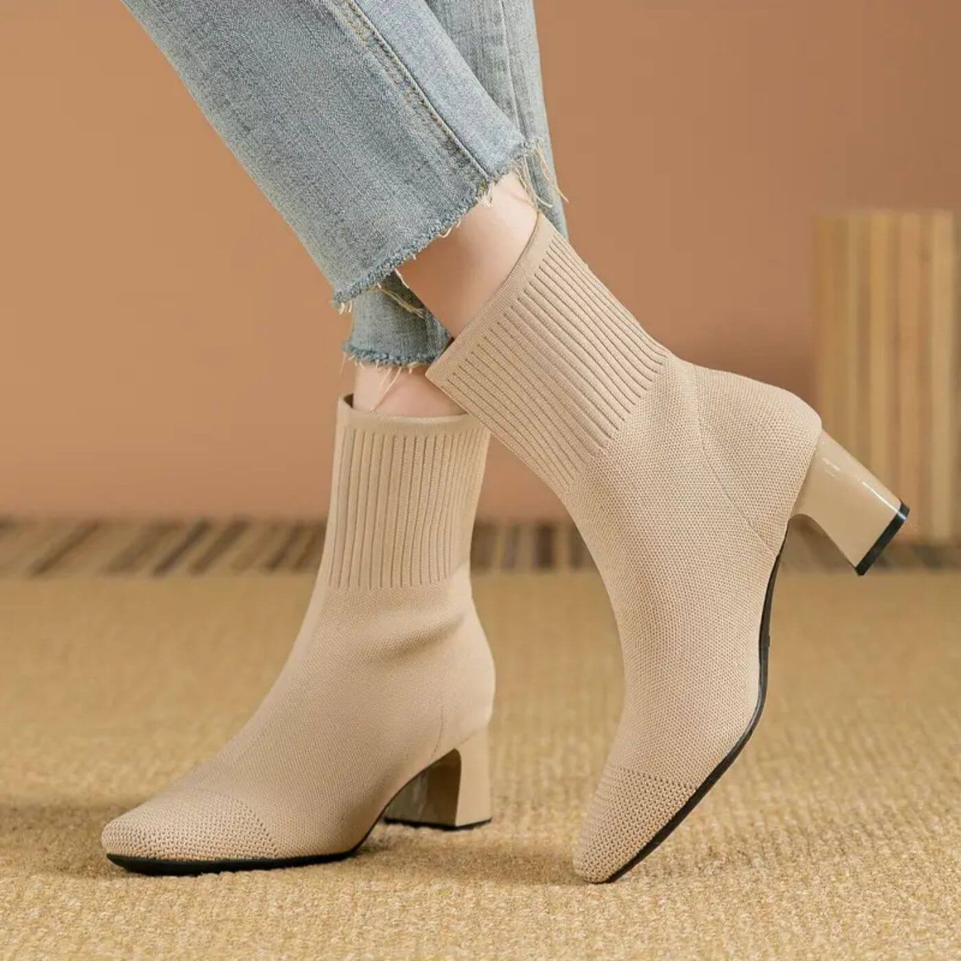 Lina | Bequeme gestrickte Damen Stiefeletten elegant