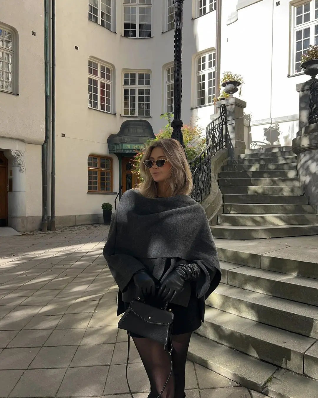 Emma | Schicker Cape-Mantel für jede Gelegenheit
