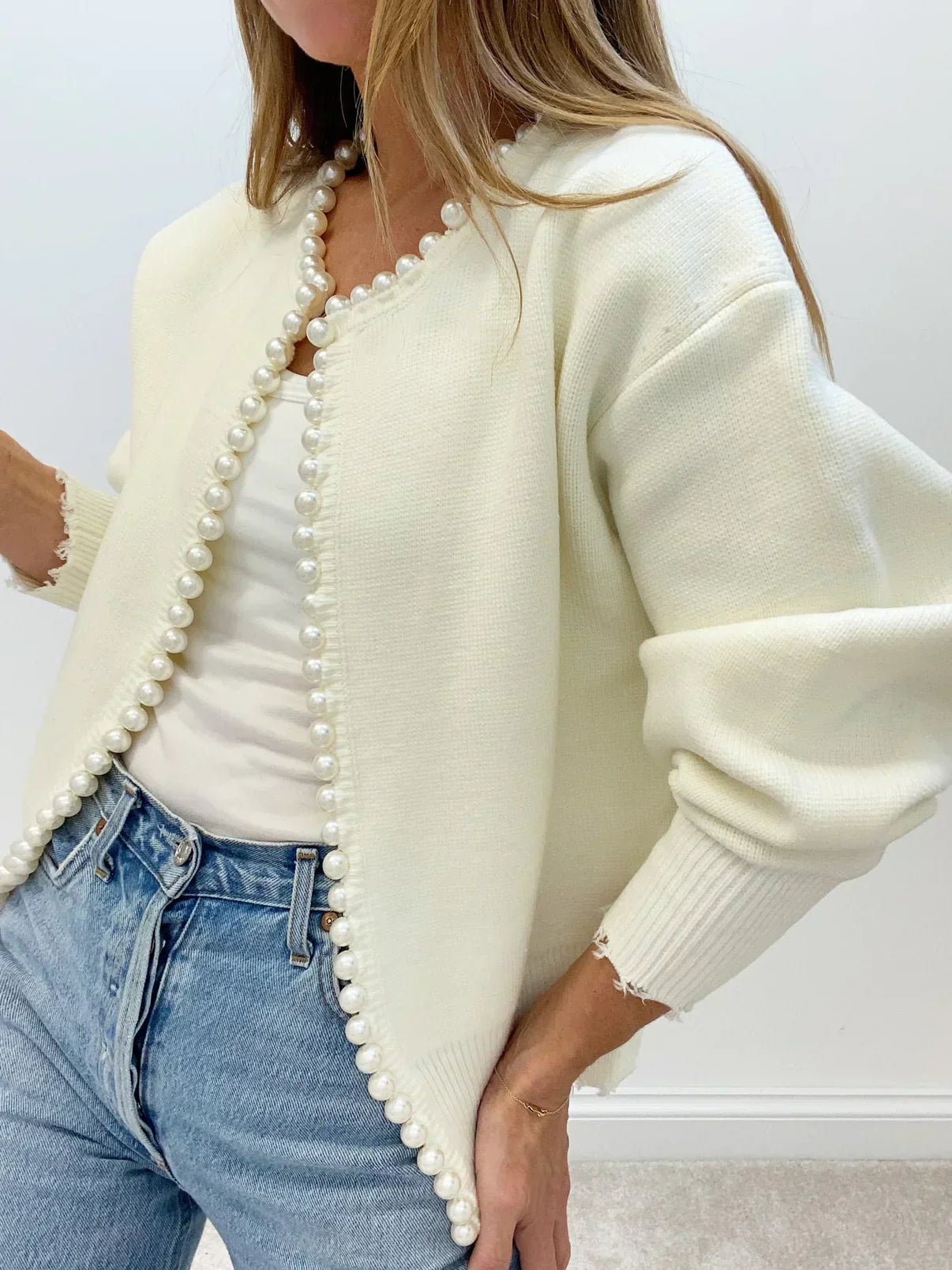 Isabella | Stilvoller Damen-Cardigan mit Perlendekor