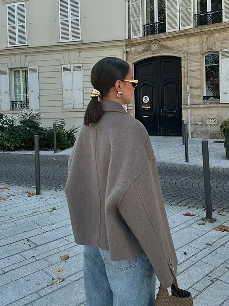 Clara | Vielseitig kombinierbare elegante Übergangsjacke