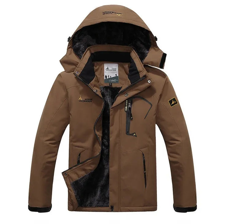 Noah | Herrenjacke für Alltag und Outdoor im sportlichen Design