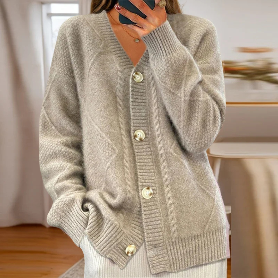 Nora | Leichter Damen-Cardigan mit trendigem Zopfmuster