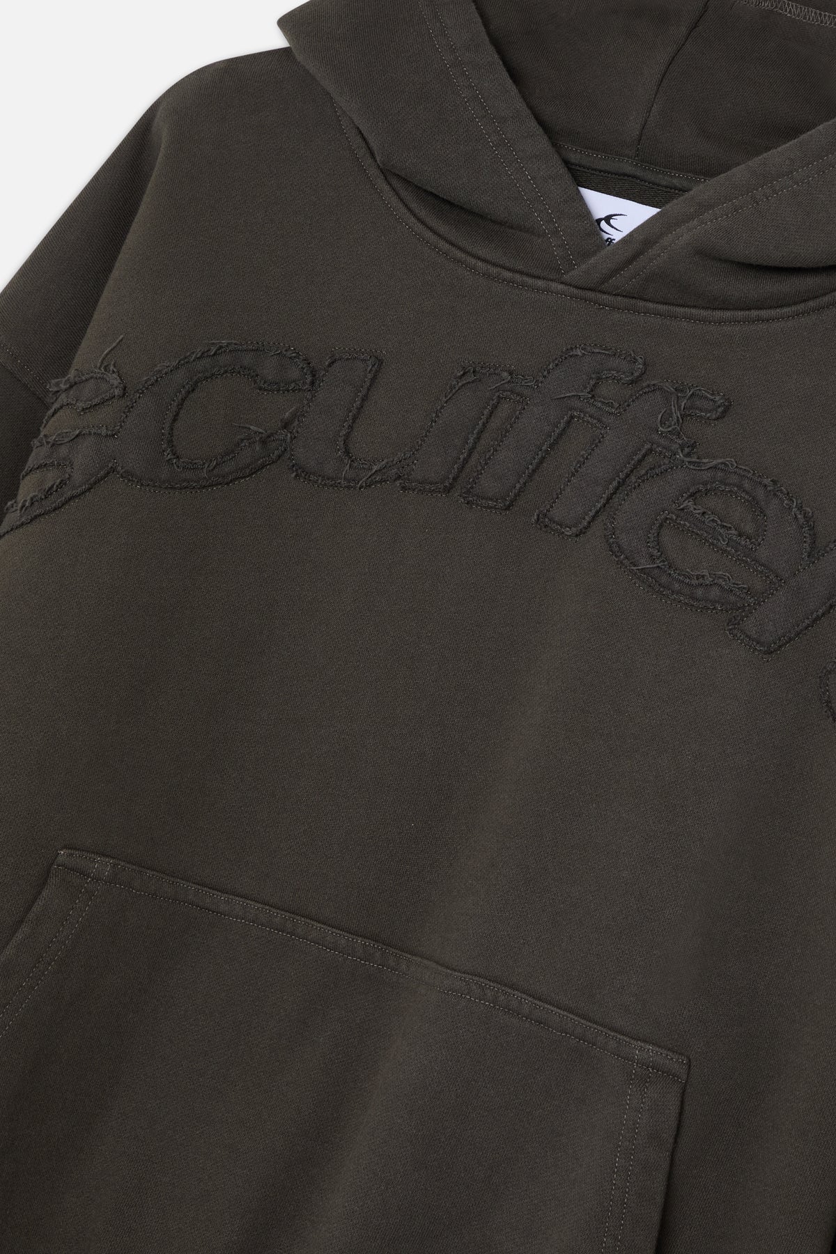 Amira | Stylisher Raw Worldwide Hoodie für Damen