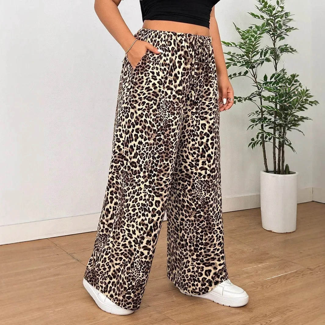 Nadine | Weitbeinige Hose im trendigen Leopardenmuster
