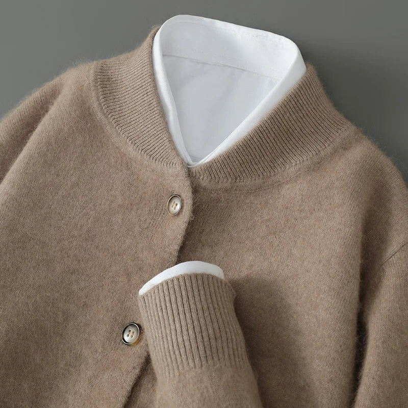 Dominik | Weicher Cashmere-Cardigan im edlen Design