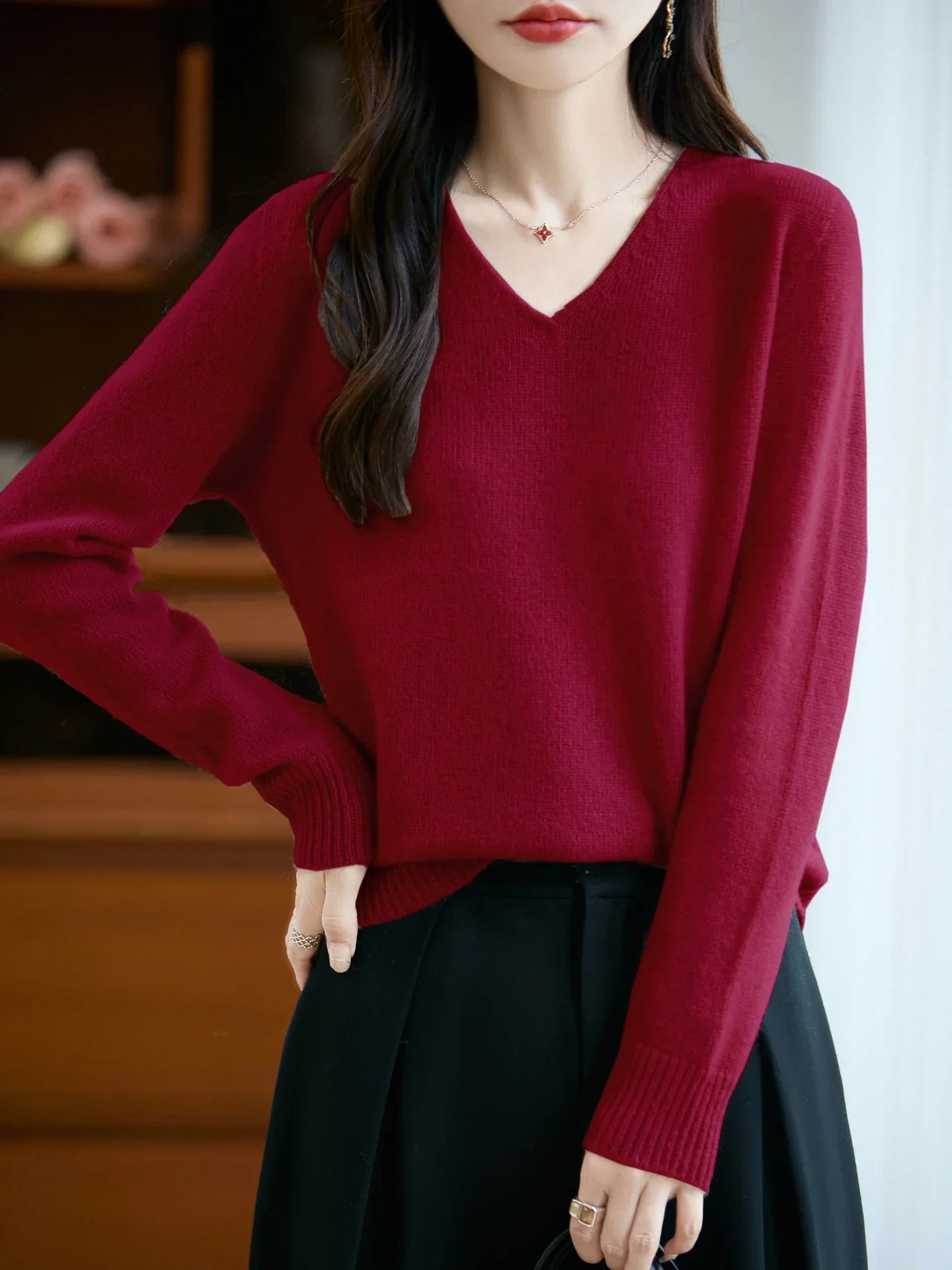 Mara | Eleganter Feinstrickpullover mit V-Ausschnitt