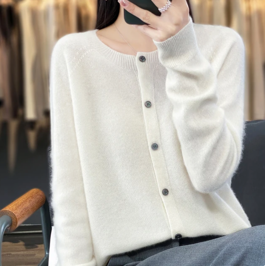 Nora | Stilvoller Strickcardigan für Büro und Freizeit