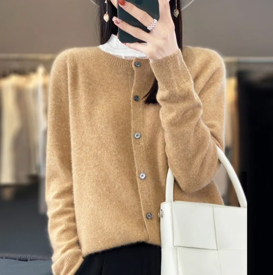 Nora | Stilvoller Strickcardigan für Büro und Freizeit