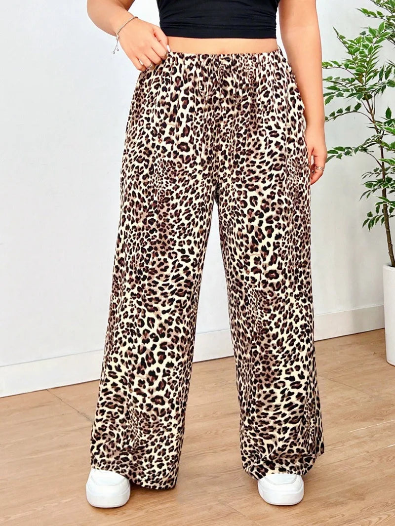 Nadine | Weitbeinige Hose im trendigen Leopardenmuster