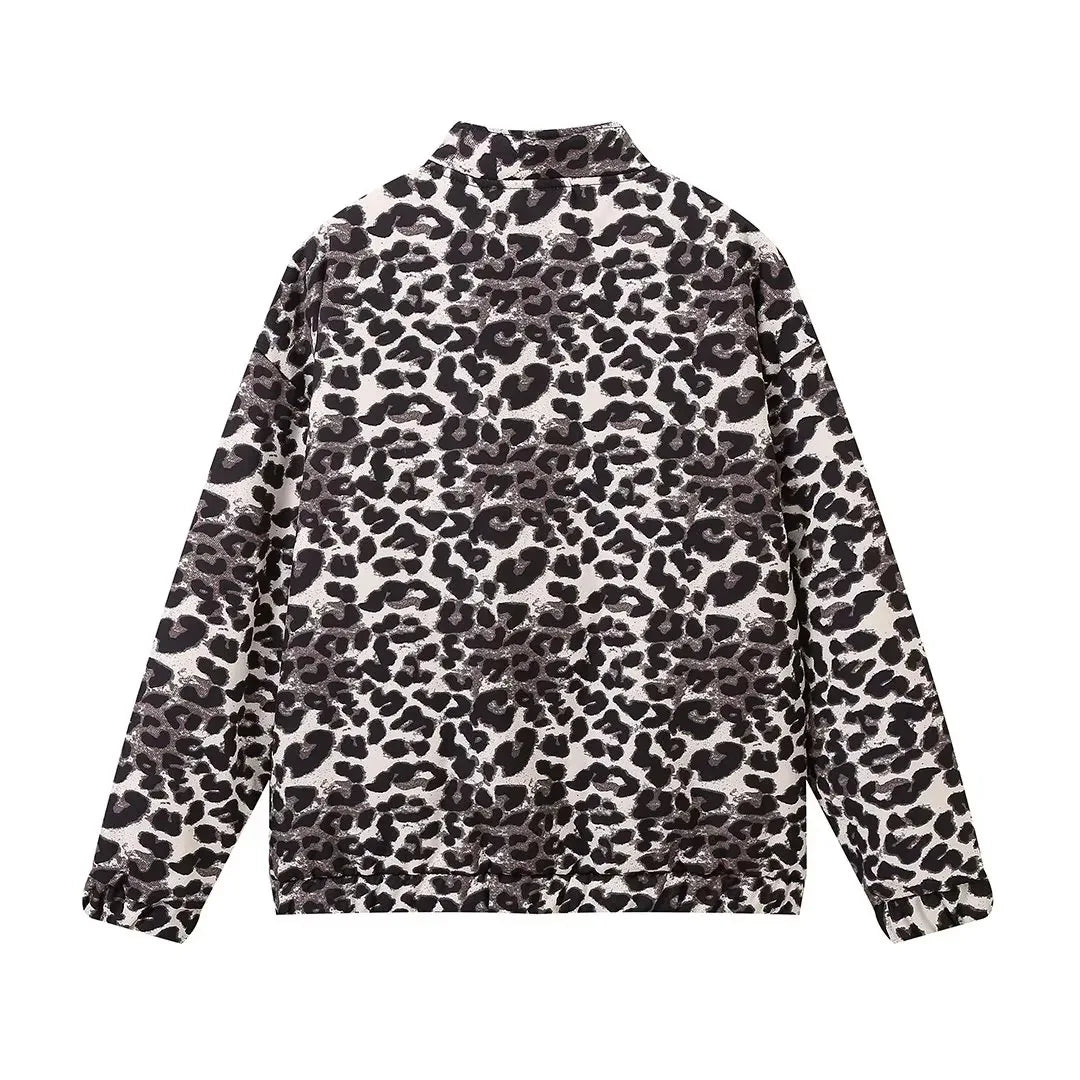 Theresa | Stylische Bomberjacke im trendigen Leopardenmuster