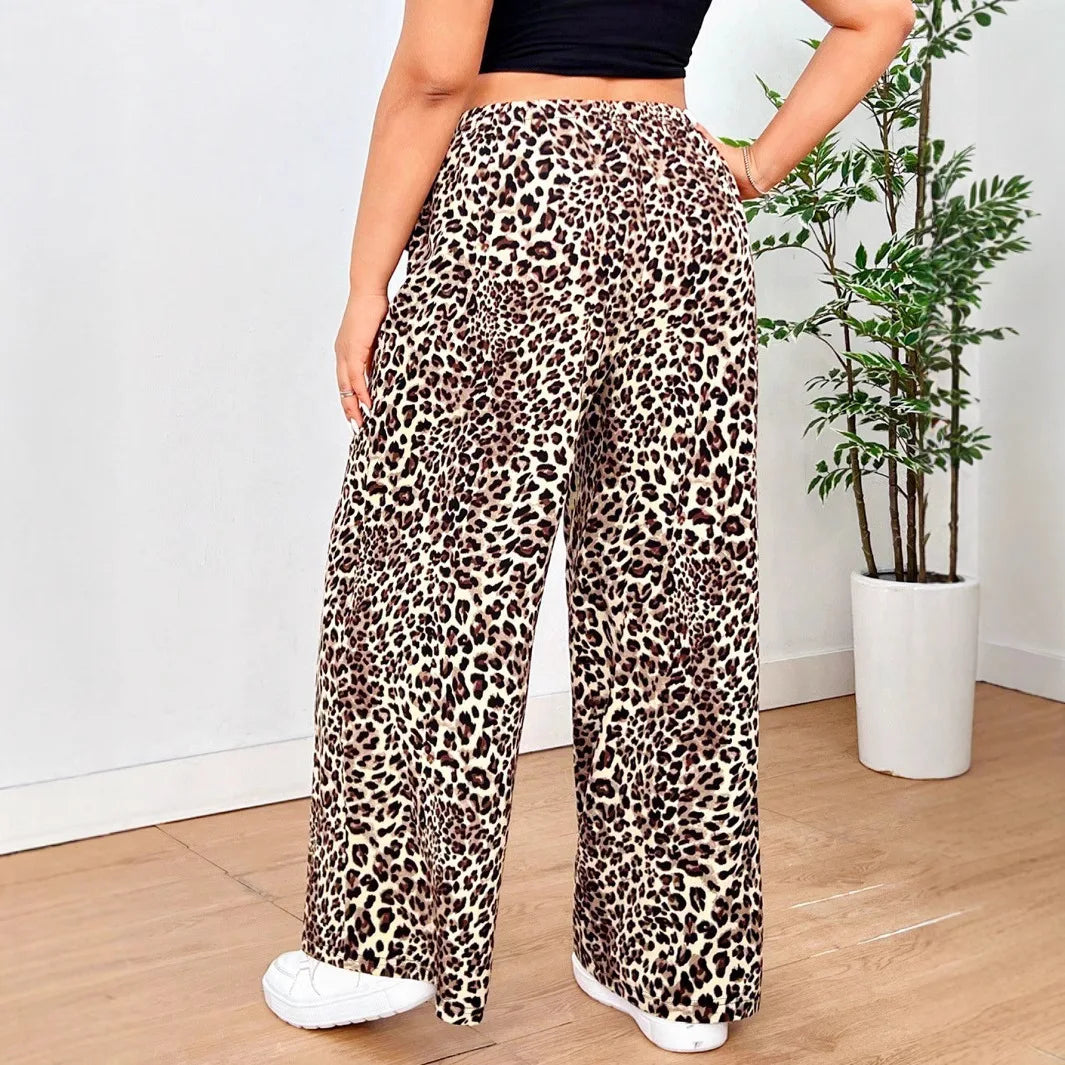 Nadine | Weitbeinige Hose im trendigen Leopardenmuster