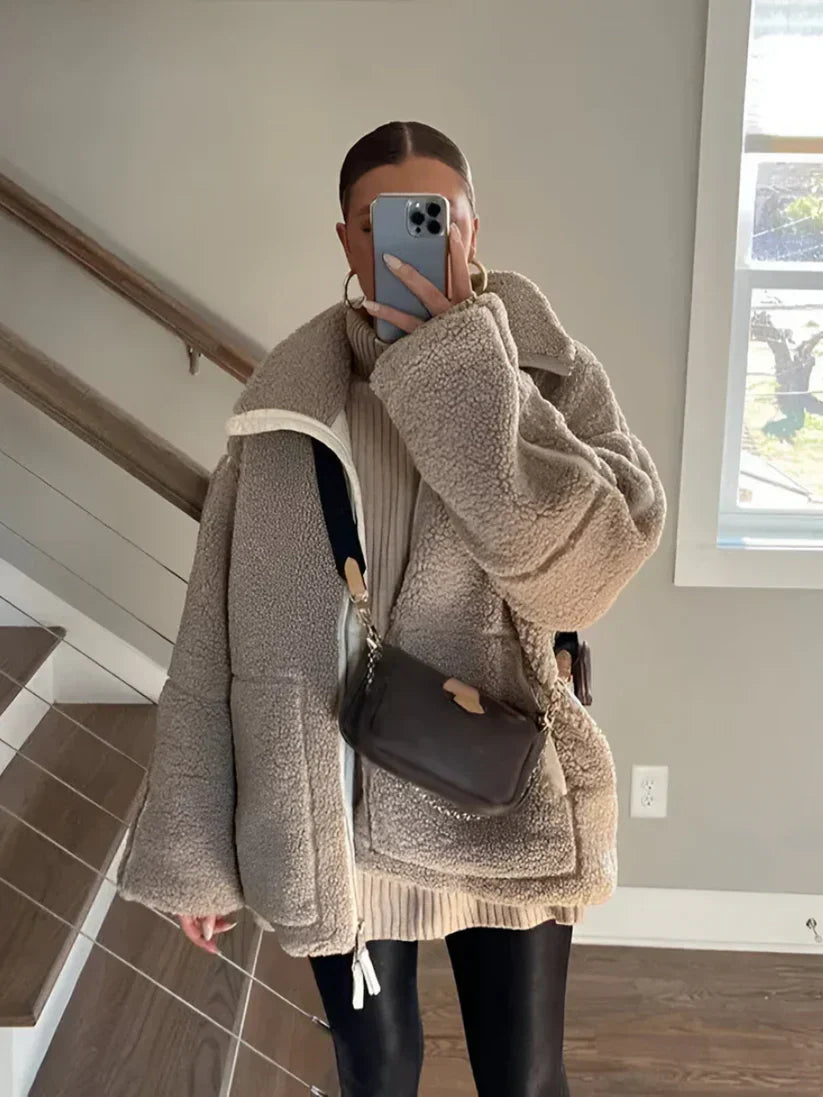 Clara | Weiche Winterjacke mit klassischer Linienführung