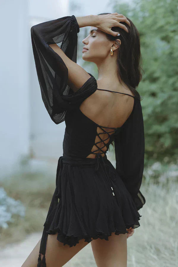Selina | Feminines Minikleid mit eleganten Ballonärmeln