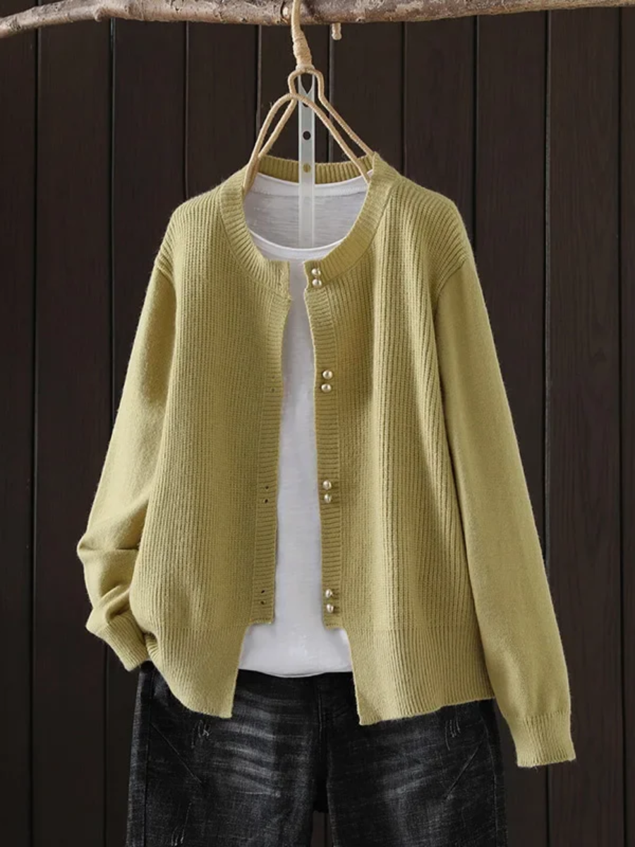 Nina | Strickcardigan für Damen mit zarten Perlenakzenten
