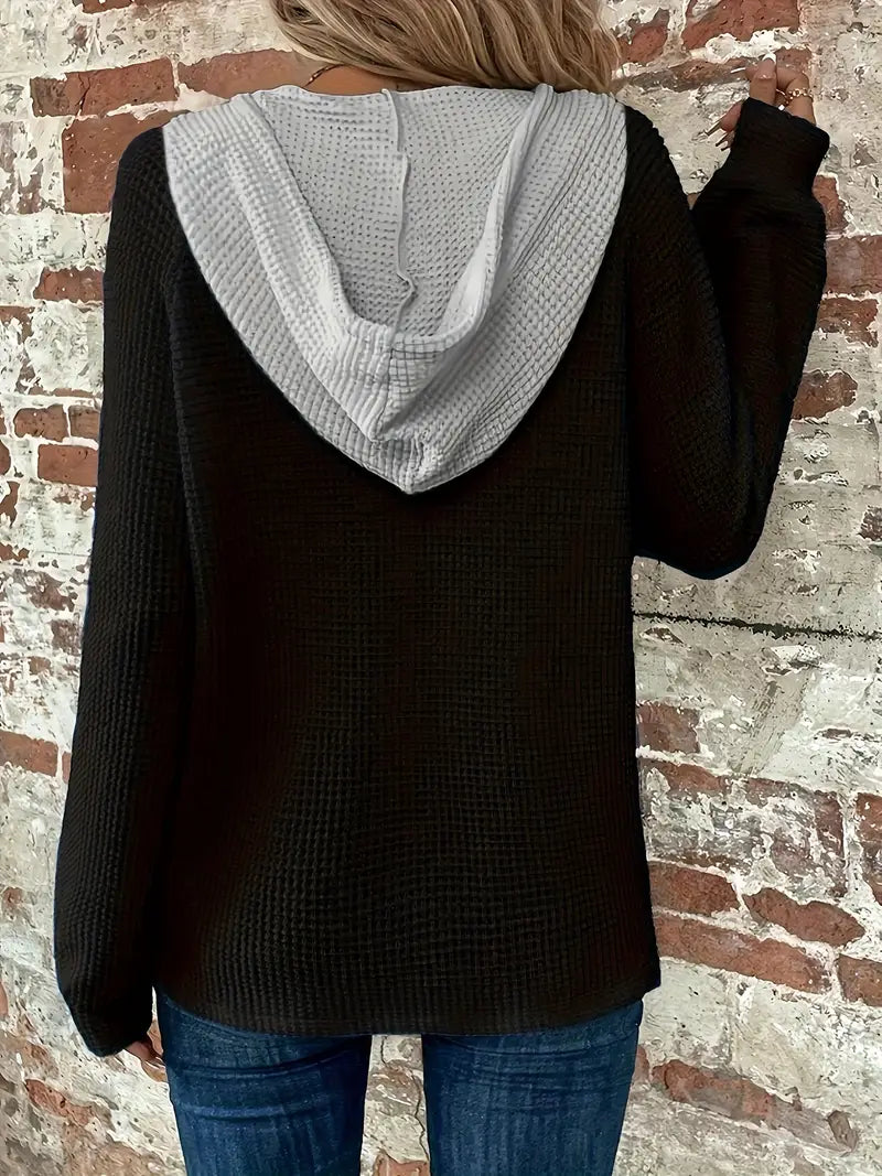 Saskia | Bequemer Langarm-Hoodie mit Knopfleiste & Zugband