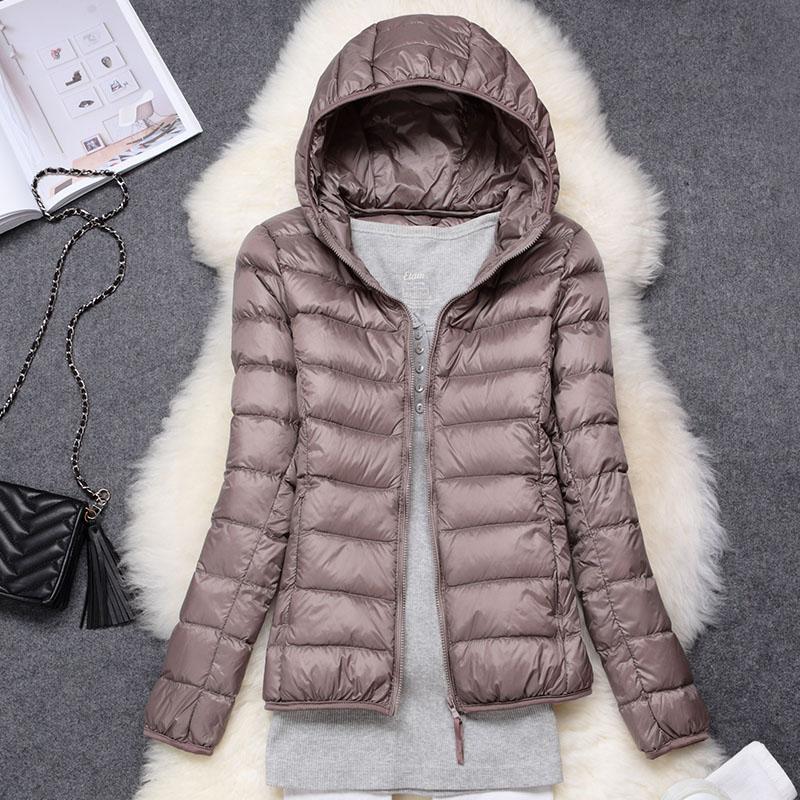 Niklas | Moderne Steppjacke mit weißen Entenfedern