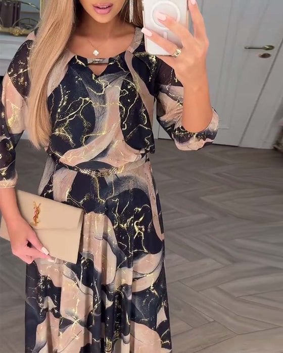 Amelie | Trendiges Damenkleid mit Muster und Dreiviertelärmeln