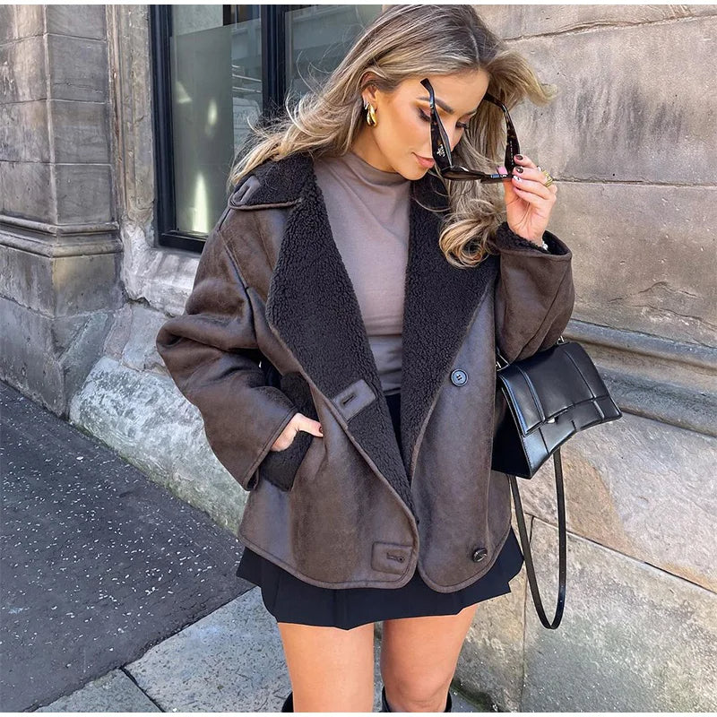 Emilia | Trendige Lederjacke mit lockerem Schnitt