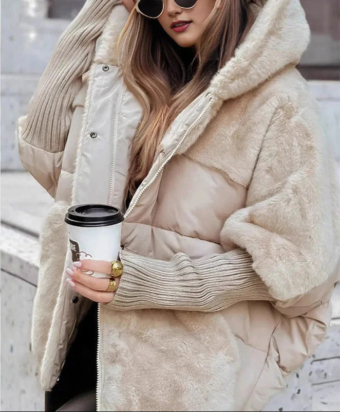 Victoria | Stilvolle Damenjacke mit Kapuzen-Detail