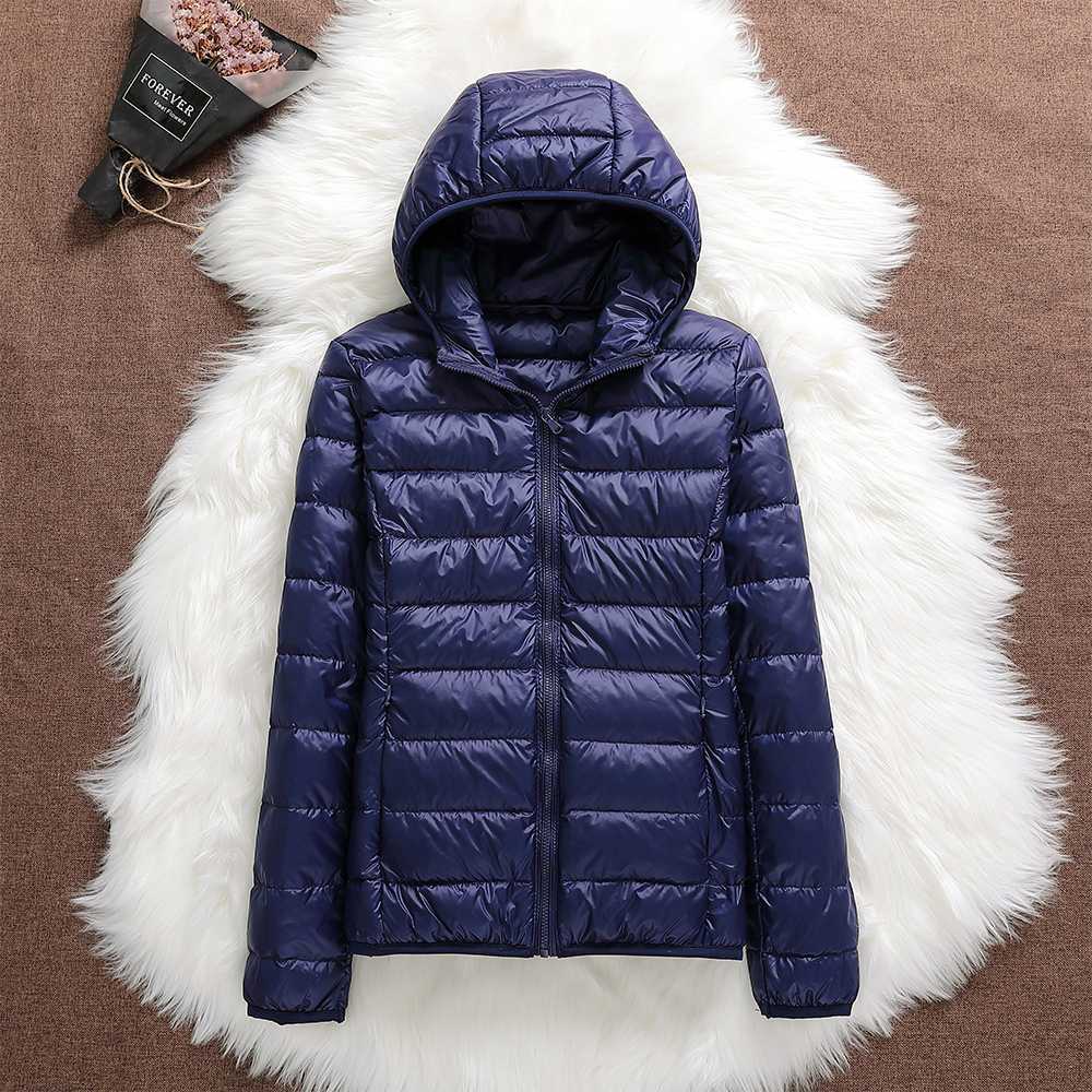 Niklas | Moderne Steppjacke mit weißen Entenfedern