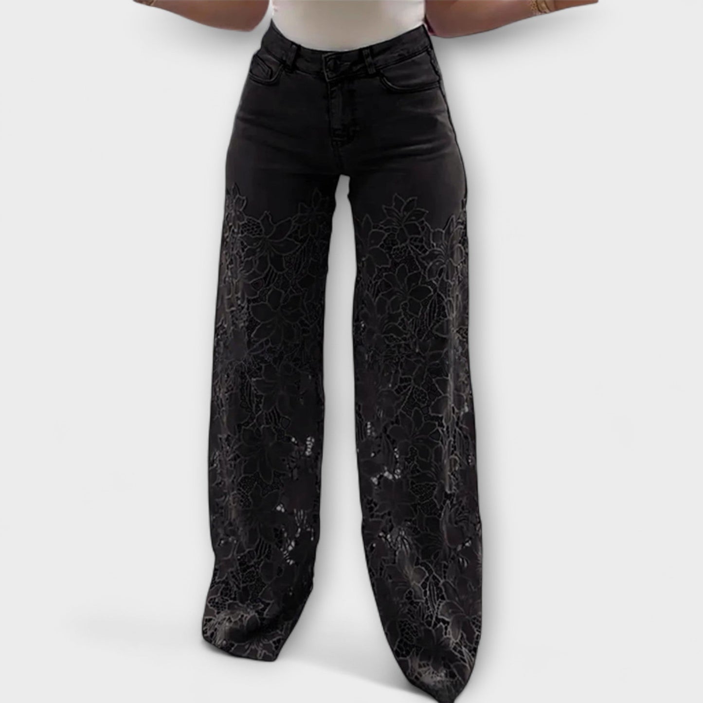 Lena | Damen Jeans im Patchwork Stil mit Spitzen-Details