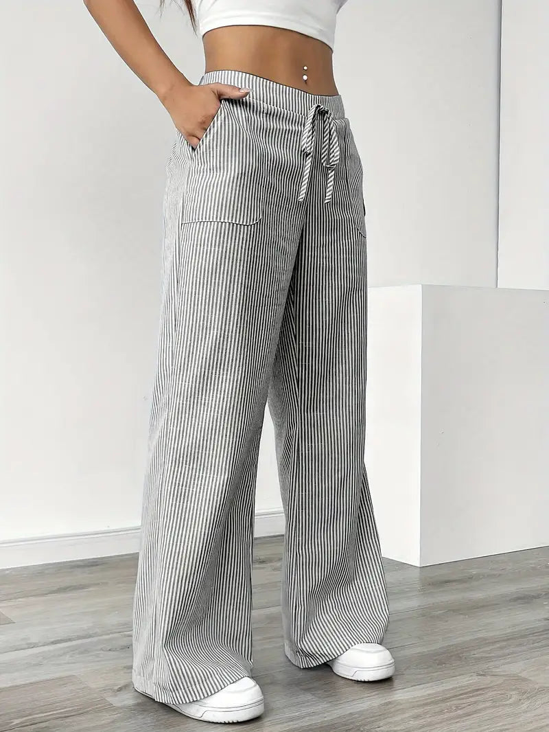 Clara | Elegante gestreifte Hose mit praktischen Taschen