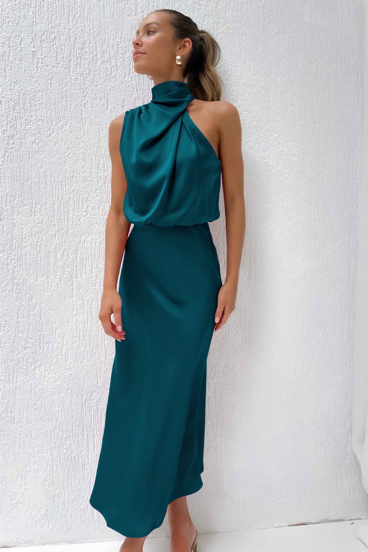 Noemi | Damen-Satinkleid mit luxuriösem Schimmer