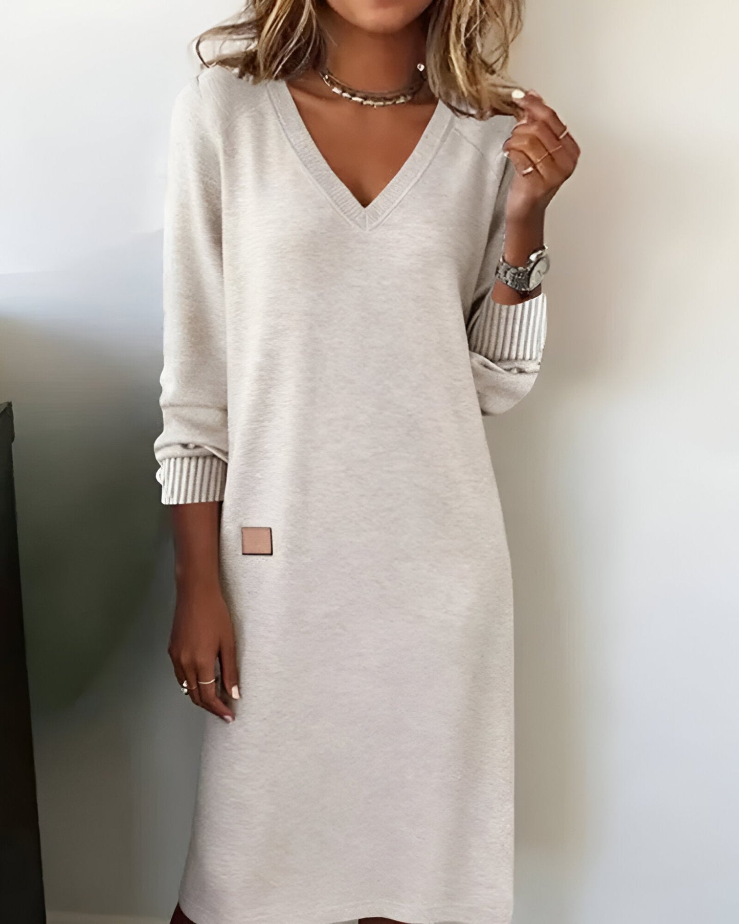 Sina | Damen Kleid klassisch modern elegant gestaltet