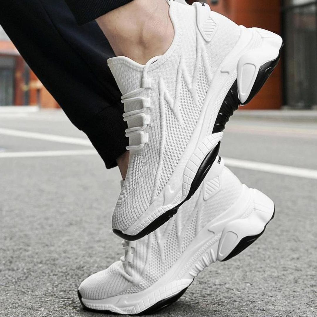 Laura Kicks | SkyBoost Pro