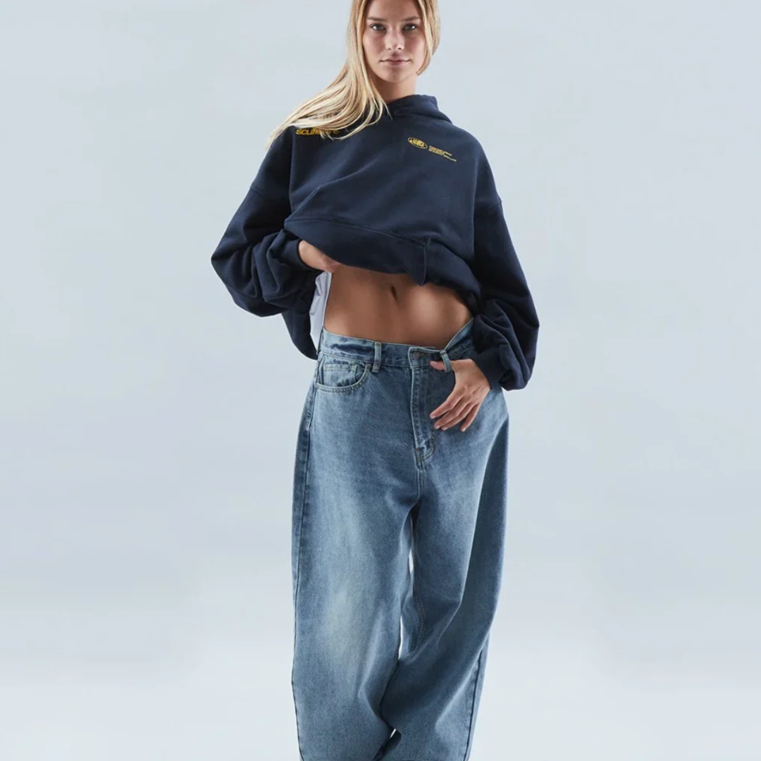 Emma | Moderner Hoodie mit Herzdetail für Damen