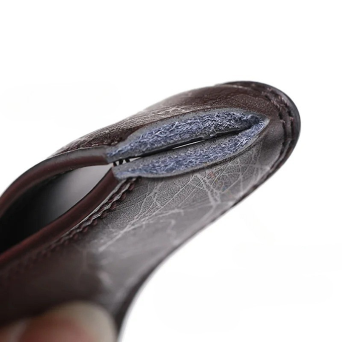 Georg | Ashford Ledergürtel Gunmetal in klarer Silhouette