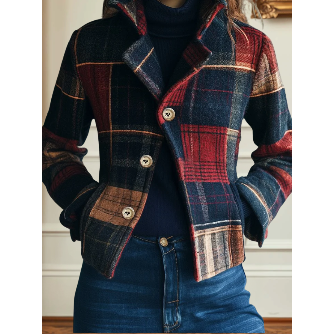 Mara | Damen Wolljacke zeitlos kariert modern gestaltet