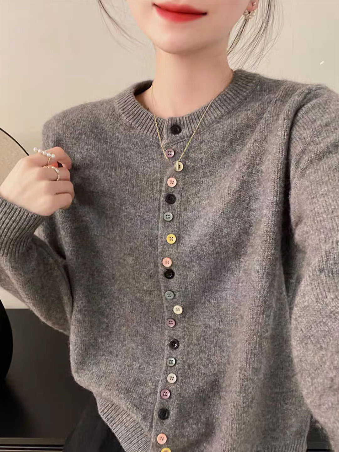 Lea | Zeitlose Strickjacke mit edlem Schnitt