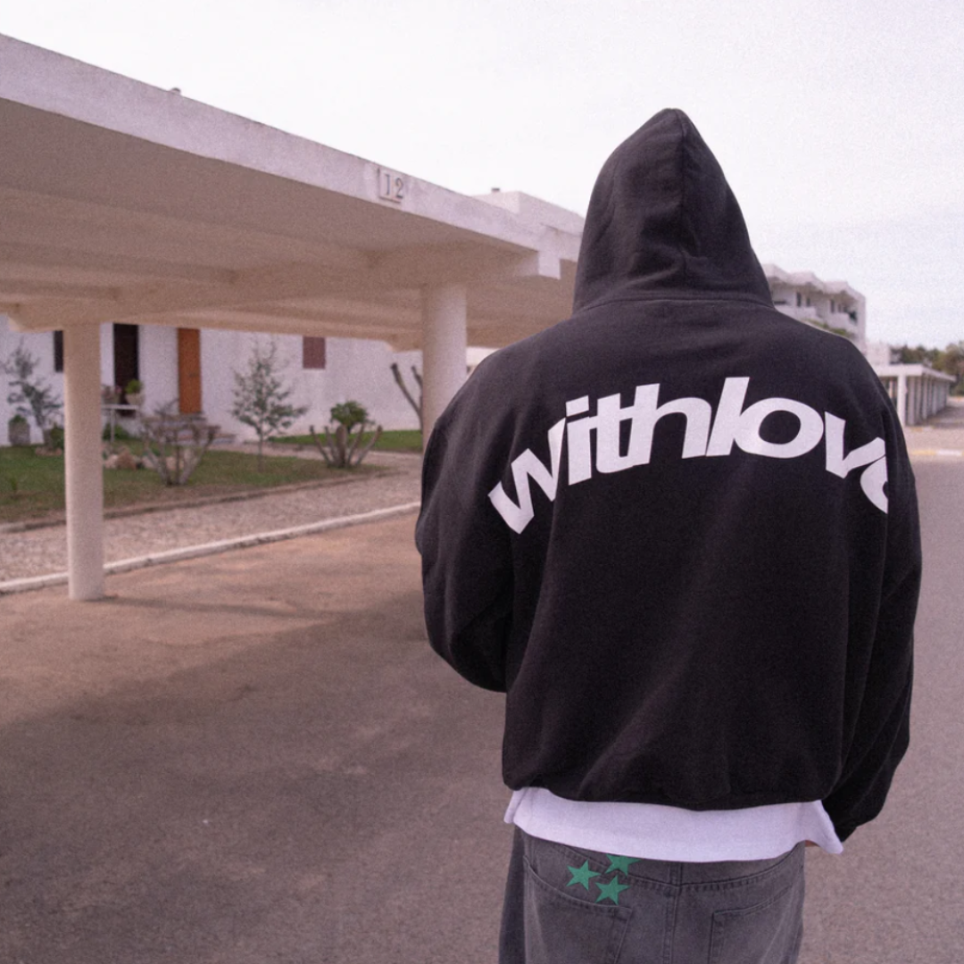 Emma | Moderner Hoodie mit Herzdetail für Damen