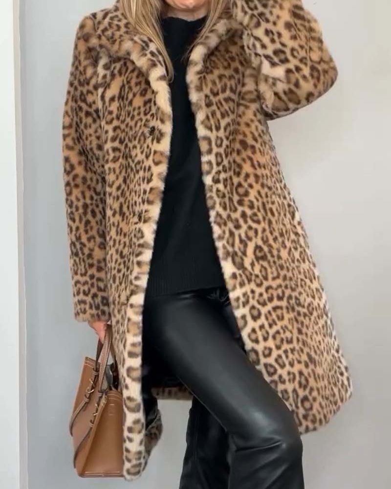 Lorena | Lange Flauschjacke im stilvollen Leopardenmuster