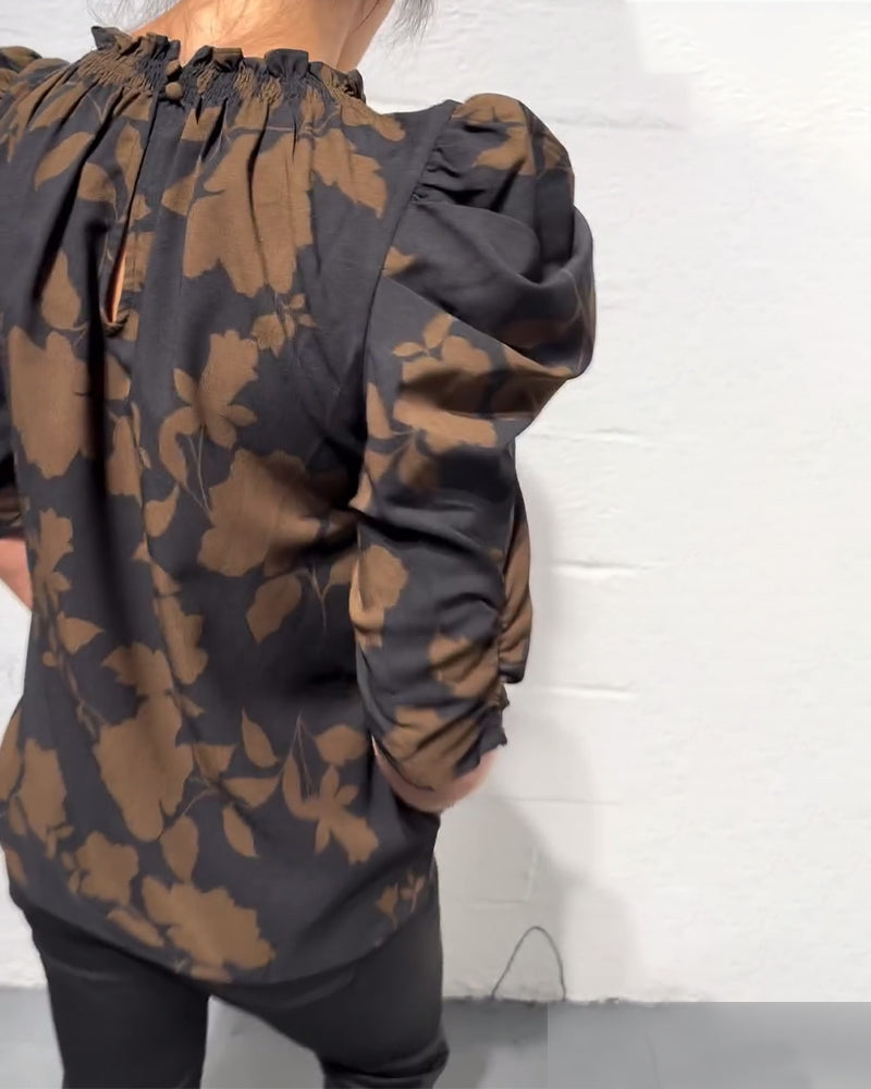 Nina | Modische Damen Bluse modern mit Rüschen & Puffärmel